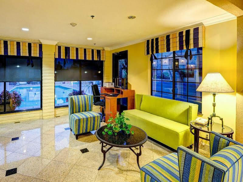 Holiday Inn Express San Diego - Rancho Bernardo, An Ihg Hotel 外观 照片